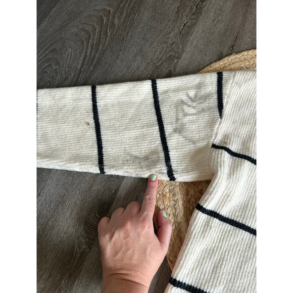 WEEKEND LOS ANGELES Women's Cressida Stripe Johnny Collar Sweater Size 1X - Picture 11 of 16